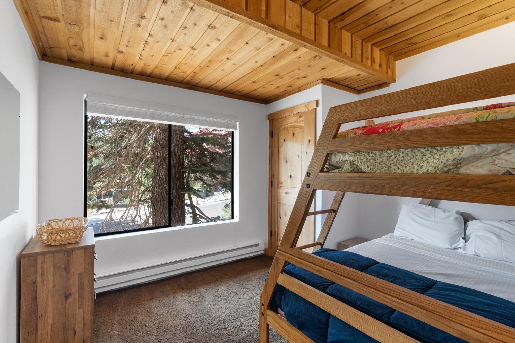 Val D'Isere At The Village By 101 Great Escapes Mammoth Lakes Ruang foto